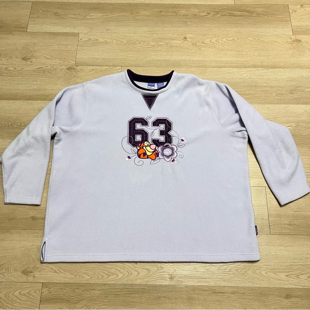 Disney Vintage Sweatshirt Pooh Tigger Women’s 26/ 28 Fleece crewneck